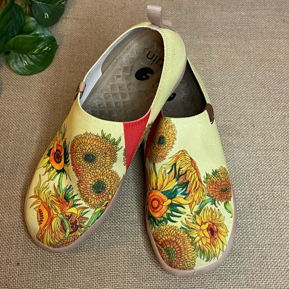 UIN Sunflower Toledo Slip-on Shoes, Womens Size 7.5